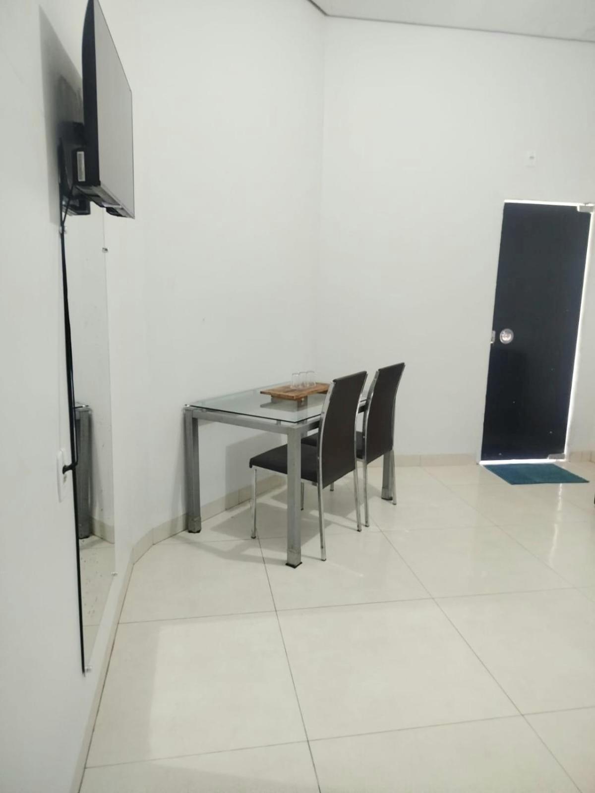 Casa De Hospedes Proximo Ao Aeroporto Palmas  Exteriör bild